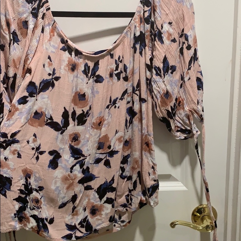 Blouse - Picture 4 of 4
